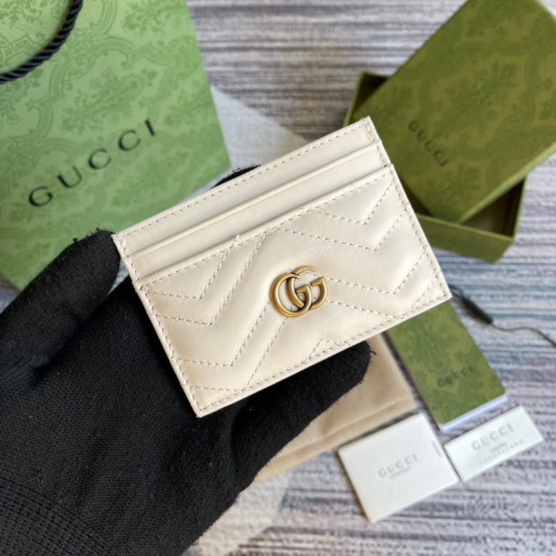 G*u*i wallets & purse